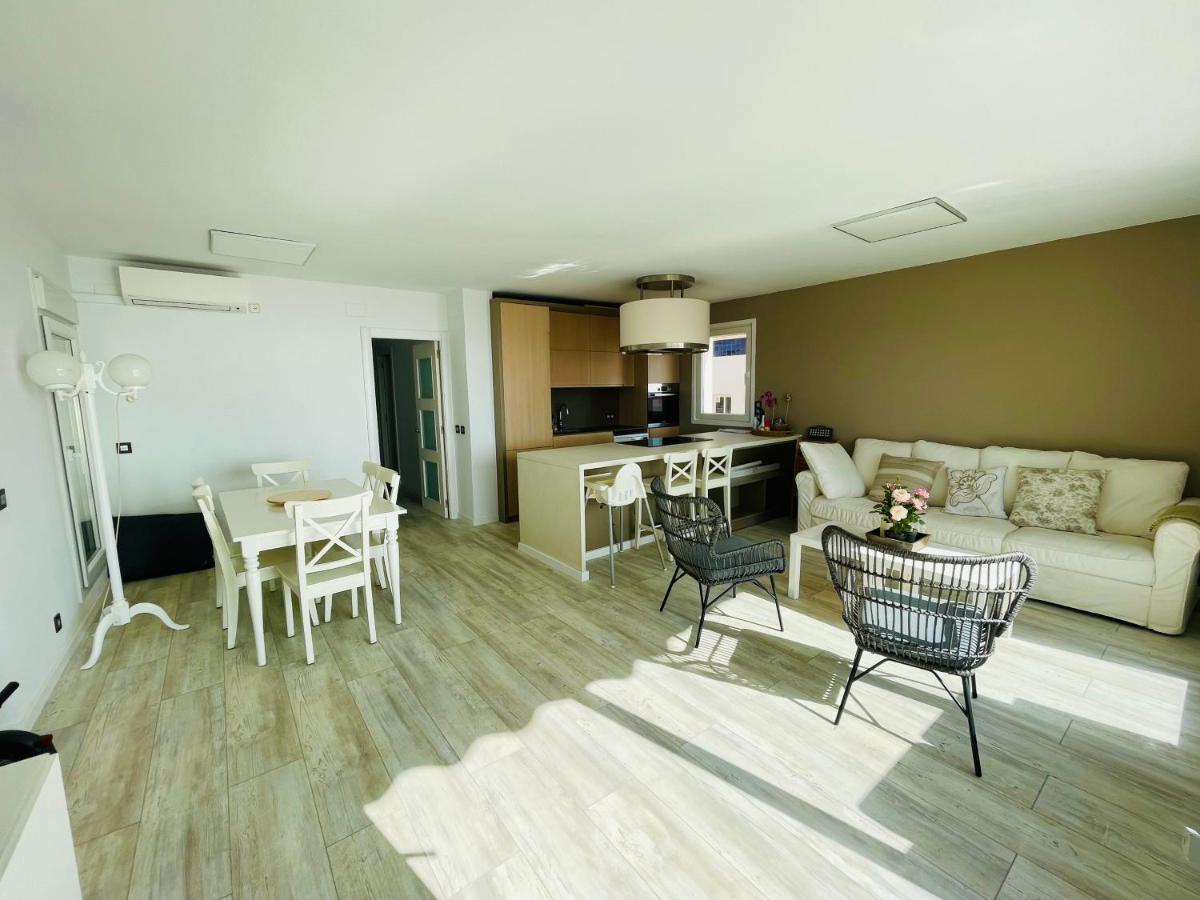 Appartement La Marina2 Seaview With Amazing Terrace à Sitges Extérieur photo